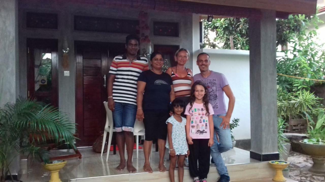 The Villa Sun Shine Batepola  Luaran gambar